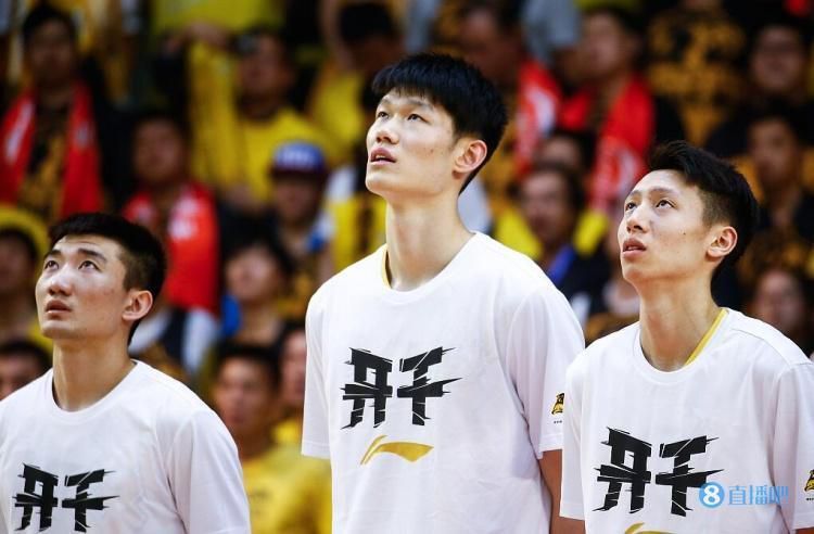 杨公秘传风水门派三一门，今世游荡少掌门杨阳、傻子师兄杜客船和天煞孤星助手正樱三人，在一件拜托中卷进诡异法阵杀人事务里，破阵后名声年夜震，但不断呈现法阵杀人背后，长老莲姨发现牵扯到另外一门派命水堂。杨阳虽不想获咎命水堂，但命水堂掌门四爷却瞄上了正樱特别命格。四爷施法激起杨阳桃花劫，令杨阳破了正樱身子后作为阵眼，杨阳发现工作本相，和莲姨杜客船打败命水堂护法虎哥，粉碎四爷的年夜阵，救出正樱。
